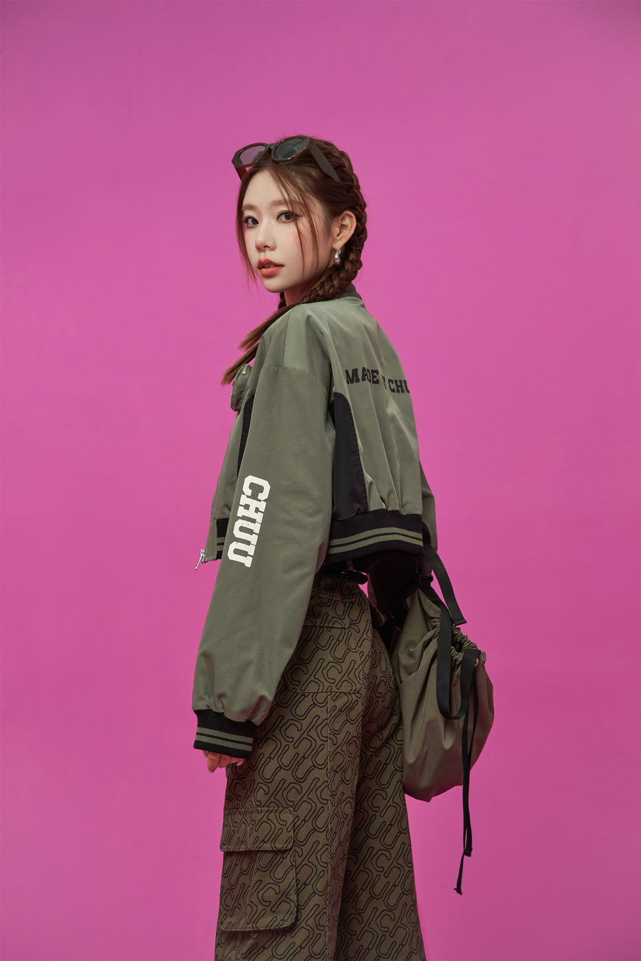 CHUU Logo Varsity Crop Jacket