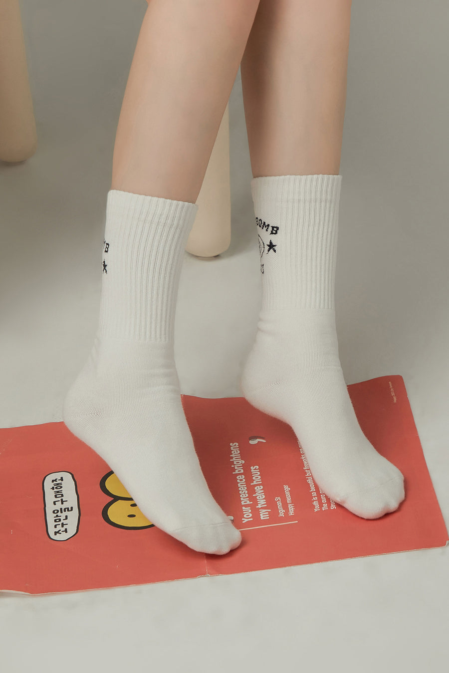 CHUU Cherry High Socks